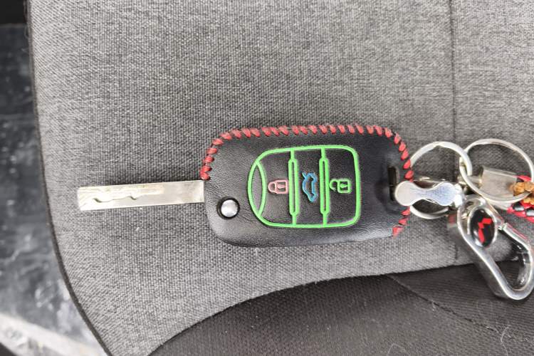 Used Wuling Zhengcheng 2021 1.5T Manual Comfort Version Vehicle Key