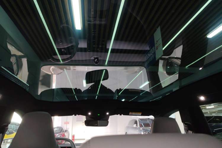 Used Nio ET5T 2023 75 kWh Touring Headliner