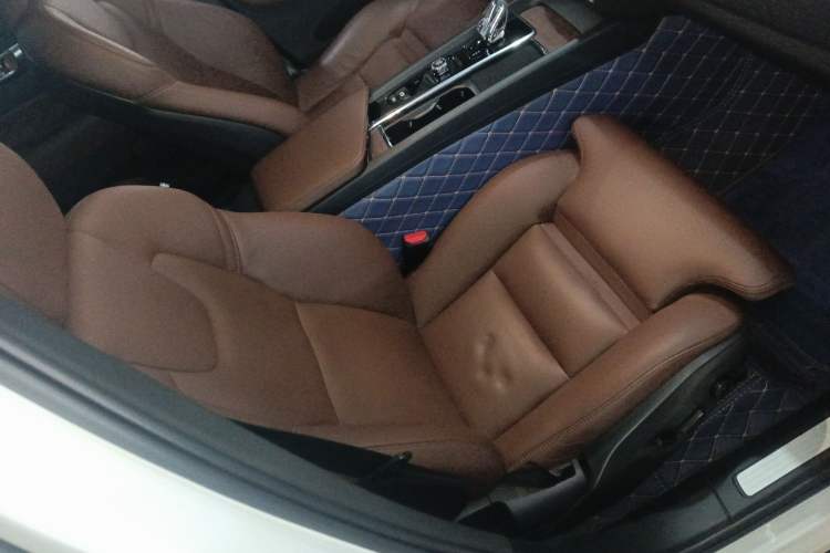 Used Volvo XC60 2023 B5 4x4 Smart Luxury Edition
