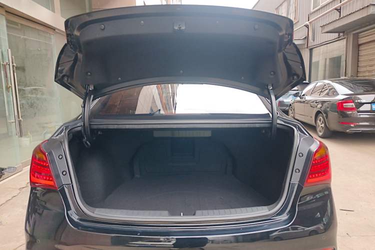 Used Hyundai Mistra 2017 1.8L Automatic Deluxe DLX Model China V Emission Standard Trunk