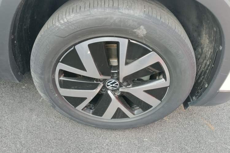 Used Volkswagen Tayron 2023 280TSI Two-Wheel-Drive Luxury Plus Advanced Version
