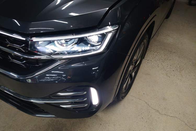 Used Volkswagen Tayron 2023 330TSI Two-Wheel-Drive R-Line High-Energy Version