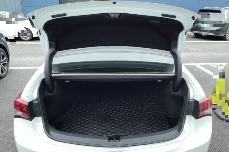 Used Acura TLX-L 2018 2.4L Comfort Edition Trunk