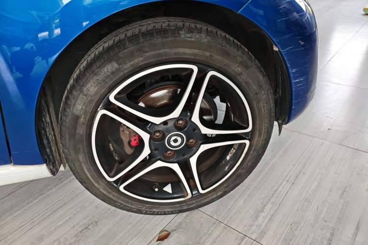 Used smart forfour 2016 0.9T 66 kW Ultimate Edition Exterior 7