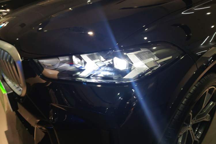 Used BMW X5 2023 xDrive 30Li Luxury M Sport Night Edition Package
