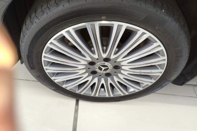 Used Mercedes-Benz E-Class 2022 Revised Version E 300 L Fashion Edition Exterior 4