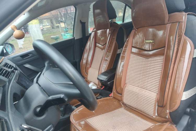 Used Volkswagen Santana 2016 1.6L Manual Fashion Edition
