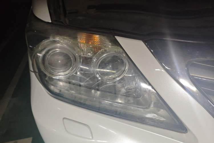 Used Lexus LX 2012 570
