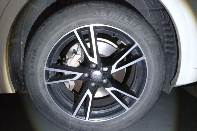 Used Audi Q5L 2021 40 TFSI Fashion Dynamic Model