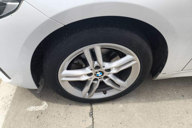 Used BMW 1 Series 2021 Revised 120i M Sport Night Edition Exterior 4