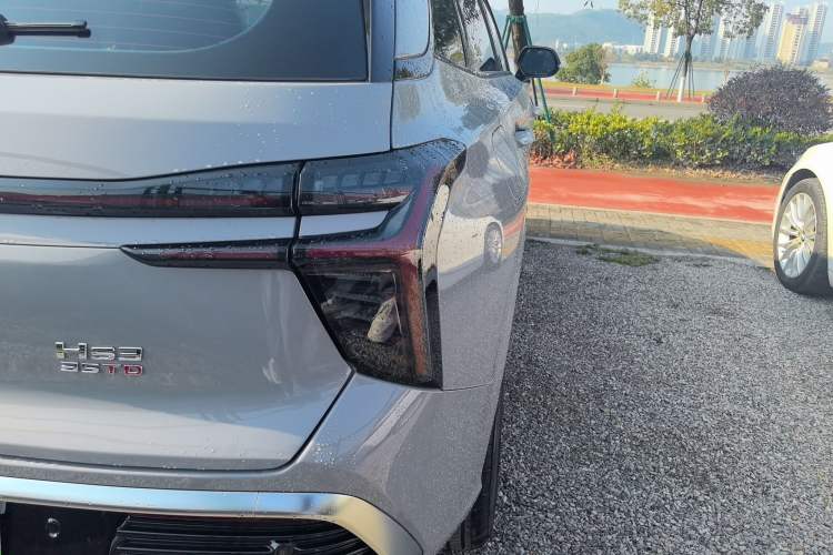 Used Hongqi HS3 2023 1.5T Two-Wheel Drive Shanwei Edition