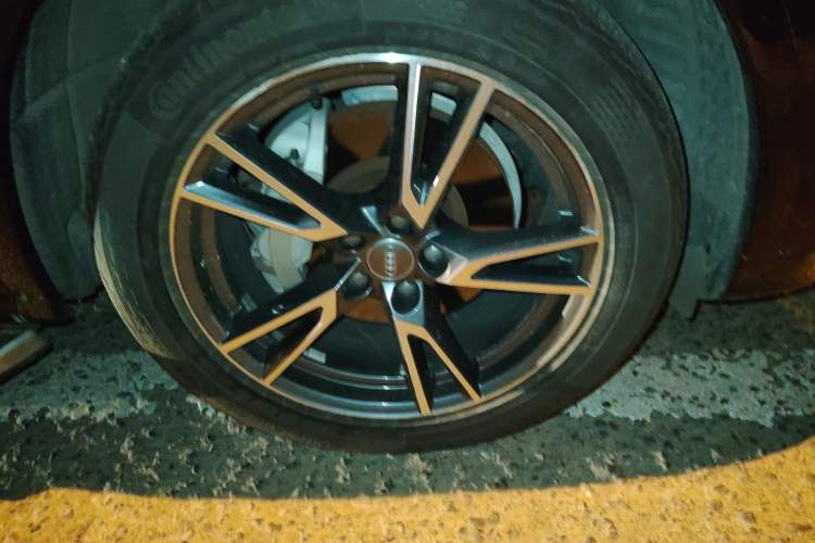 Used Audi Q5L 2018 40 TFSI Prestige Fashion Edition China V Right Front Wheel Hub