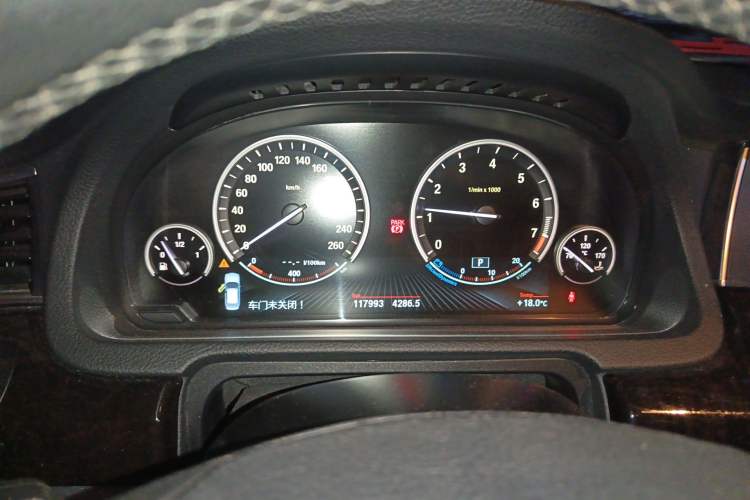 Used BMW 5 Series GT 2014 528i Leading Model Instrument Cluster