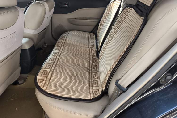 Used Bestune B50 2012 1.6L manual fashion version