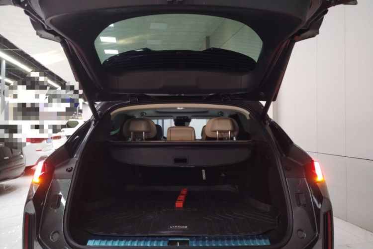 Used Lynk & Co 08 EM-P 2025 245 km Ultra-Long Range Pro