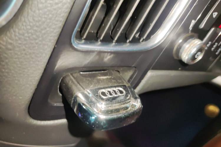 Used Audi Q5 2017 Plus 40 TFSI Ambition Model