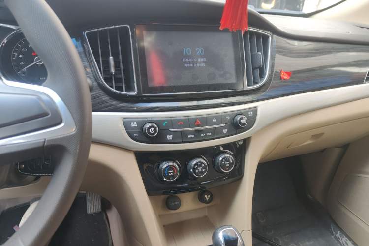 Used Baojun 730 2016 1.8L iAMT Comfort Version 7 Seats