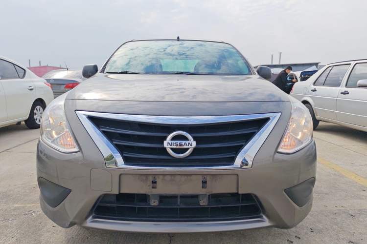 Used Nissan Sunny 2015 1.5XE Manual Comfort Edition
