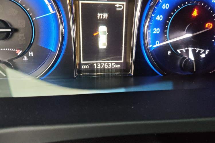 Used Toyota Camry 2015 Dual-Engine 2.5 HG Luxury Navigation Edition