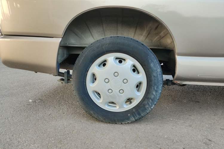 Used Jinbei Grace 2016 2.0L Express Utility Model
