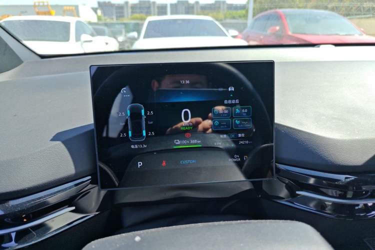 Used MG 4 EV 2023 415 km Range Sea-Faring Champion Edition
