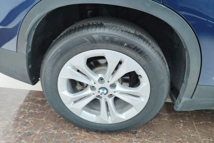 Used BMW X1 2016 sDrive18Li Premium Edition
