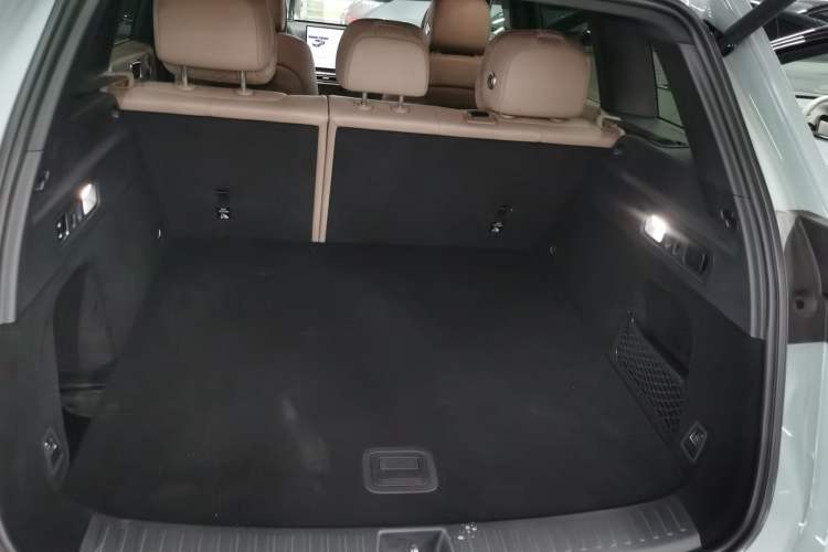 Used Li Auto L6 2025 Max Smart Refresh Edition Trunk