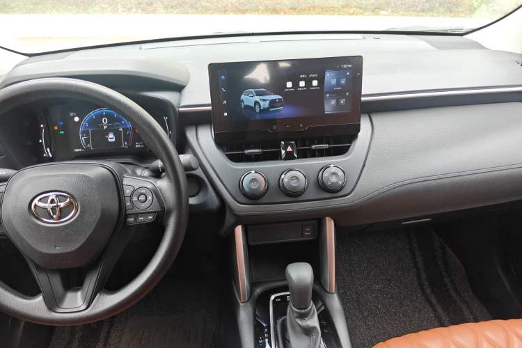 Used Toyota Corolla Cross 2023 2.0L Pioneer Edition Audio And AC Panel