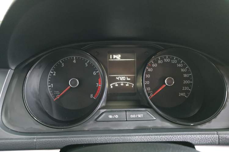 Used Volkswagen Lavida 2018 Classic 1.5L Automatic Fashion Edition China VI Standard