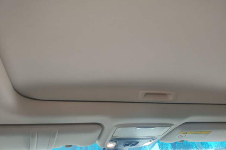 Used Honda Elysion 2019 2.0L Hybrid Luxury Edition
