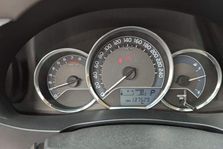 Used Toyota Corolla 2014 1.6L CVT GL Instrument Cluster