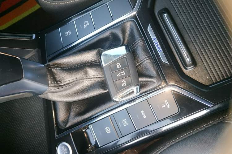 Used Volkswagen Passat New Energy 2020 430 PHEV Hybrid Elite Edition China VI Standard
