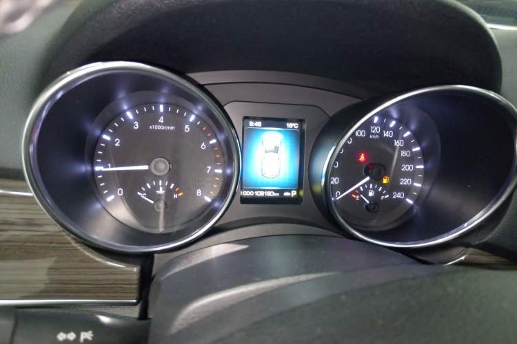 Used Haval H9 2015 2.0T Four-Wheel Drive Luxury 7-Seater
