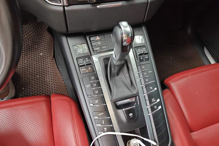 Used Porsche Macan 2016 Macan 2.0T