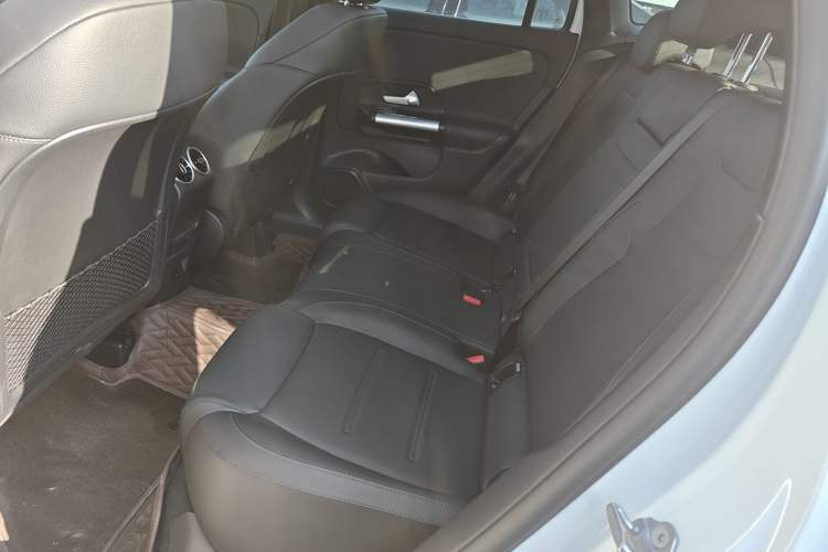 Used Mercedes-Benz GLA 2022 Facelifted GLA 200