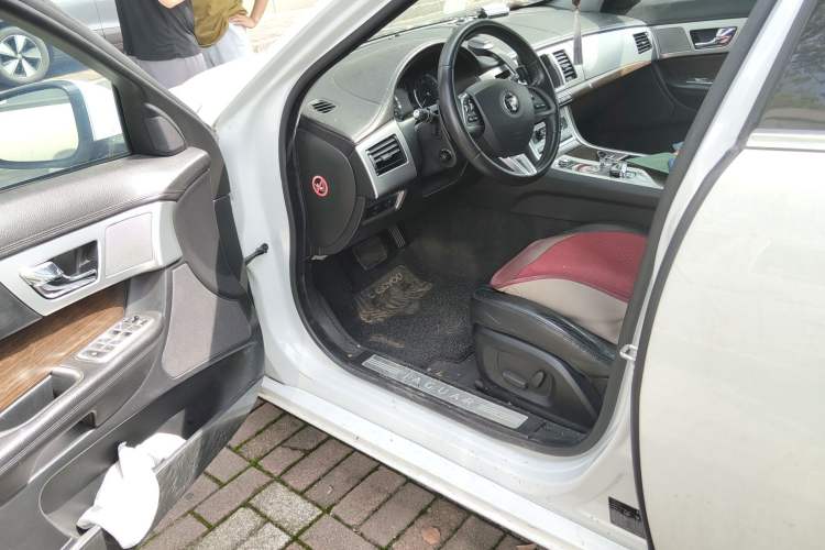 Used Jaguar XF 2013 XF 2.0T Luxury Edition
