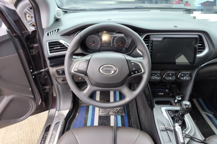 Used GAC Trumpchi GS4 2017 200T Manual Two-Wheel Drive Elite Edition Steering Wheel