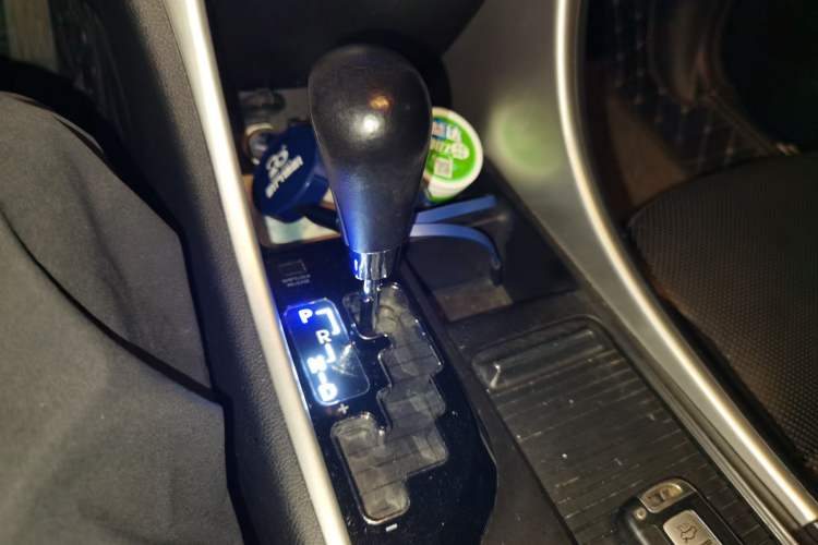 Used Hyundai Sonata 2013 2.0L Automatic Luxury Edition
