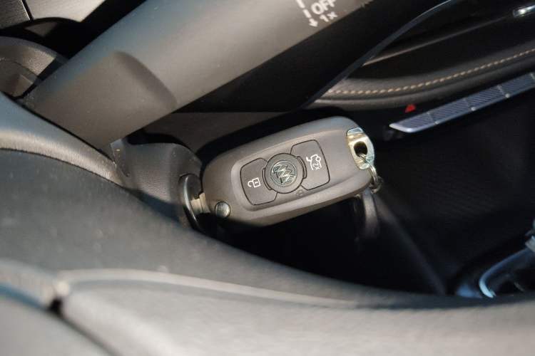 Used Buick Verano 2023 Pro Enjoyment Edition Vehicle Key