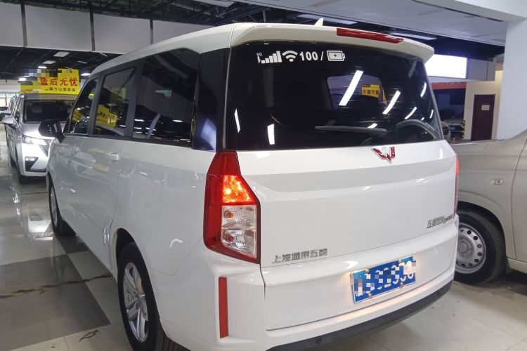 Used Wuling Hongguang PLUS 2020 1.5T Manual Commercial Vehicle 7 Seats Exterior 3