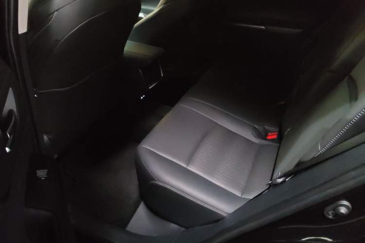 Used Toyota Venza 2024 2.0L CVT Two-Wheel Drive Prestige Edition