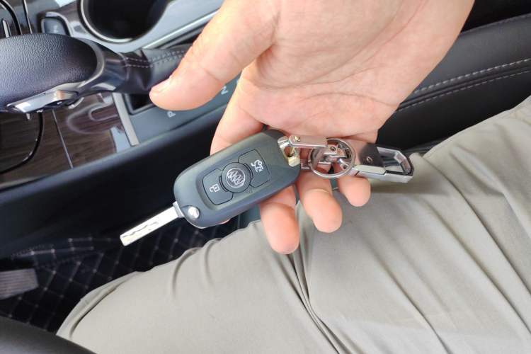 Used Buick Verano 2019 Sedan 20T Dual-Clutch Leading Model Vehicle Key