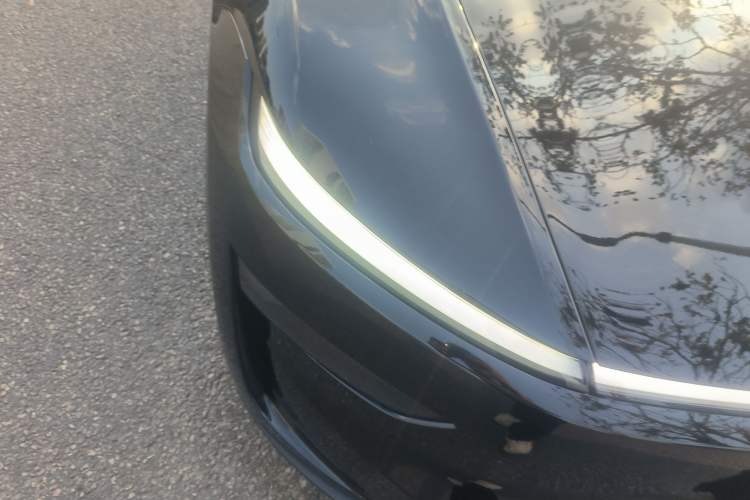 Used Tesla Model Y 2025 Rear-Wheel-Drive Version