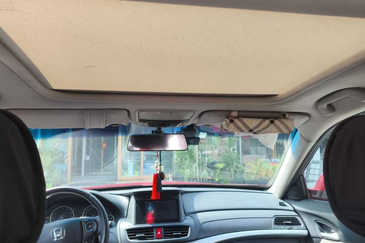 Used Honda Crosstour 2014 2.4L Luxury Edition
