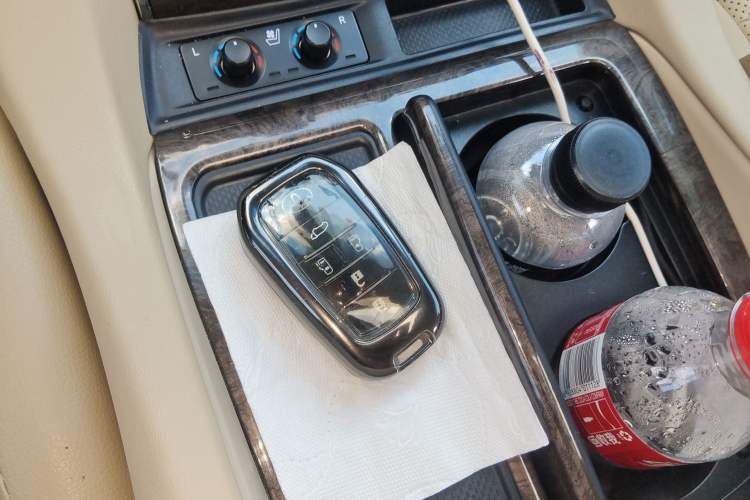 Used Toyota Vellfire 2021 Crown Dual-Engine 2.5L HV Supreme Edition
