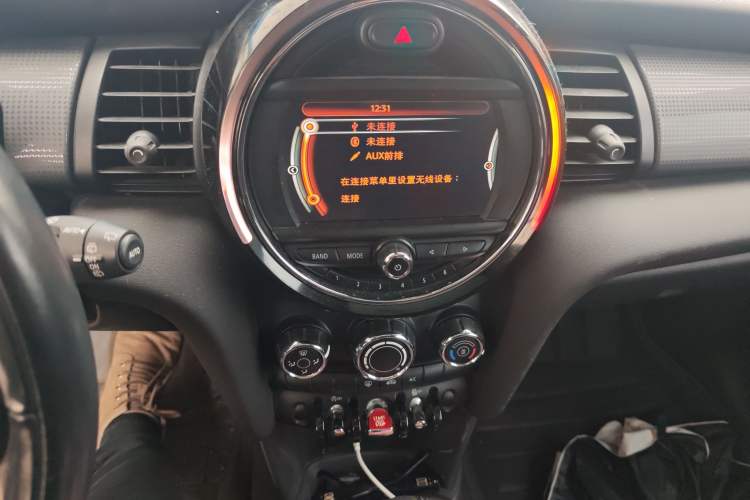 Used MINI MINI 2014 1.5T COOPER Fun
