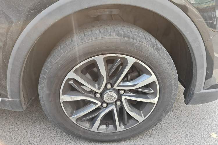 Used Baojun 730 2019 1.5L Manual Fashion Model 7-seater National V
