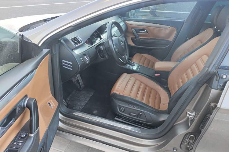 Used Volkswagen FAW-Volkswagen CC 2015 2.0 TSI Luxury Model Driver Seat