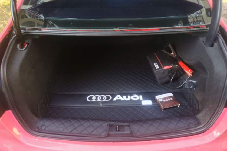 Used Audi A4L 2011 2.0 TFSI Comfort Model