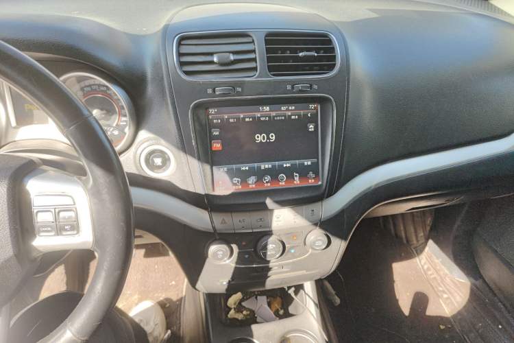 Used Dodge Journey 2015 2.0TD Four-Wheel Drive Luxury Edition
